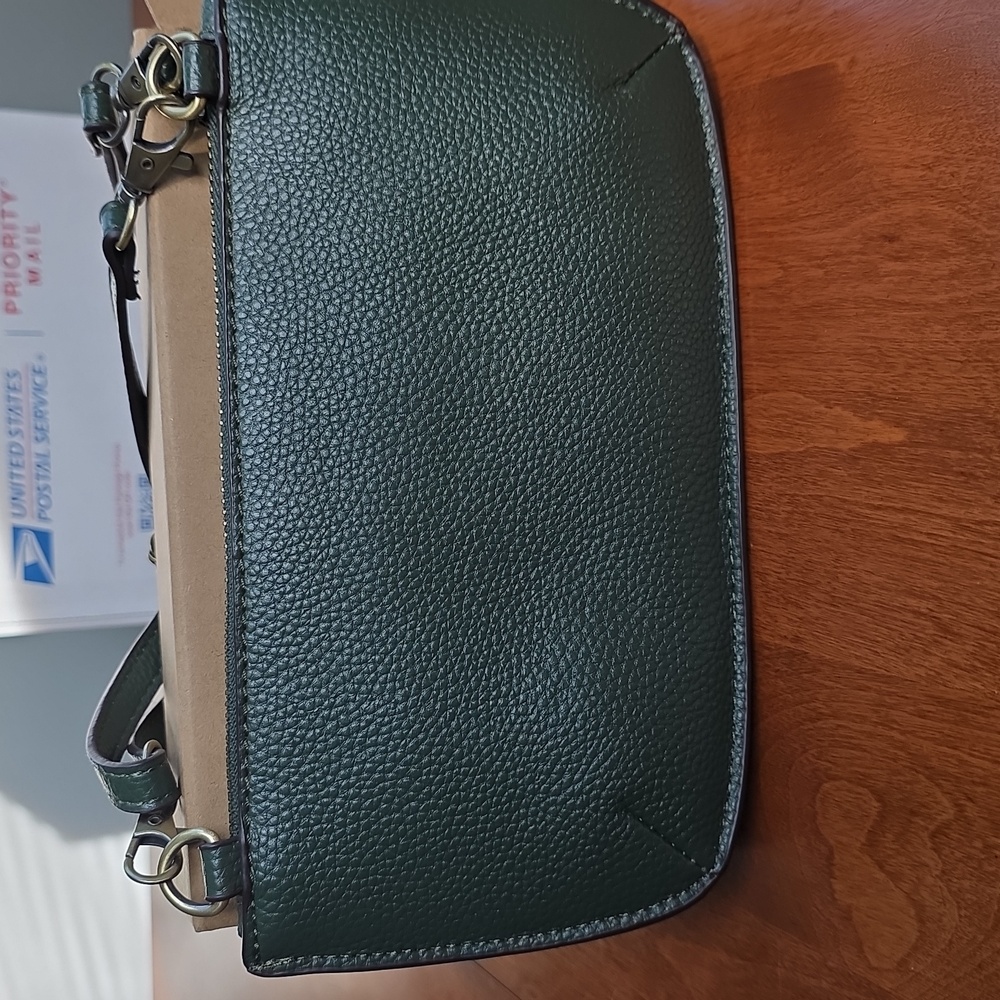 NEW, Joy Susan Hunter Green Turnlock Clutch Convertible Crossbody Bag - Picture 3 of 16